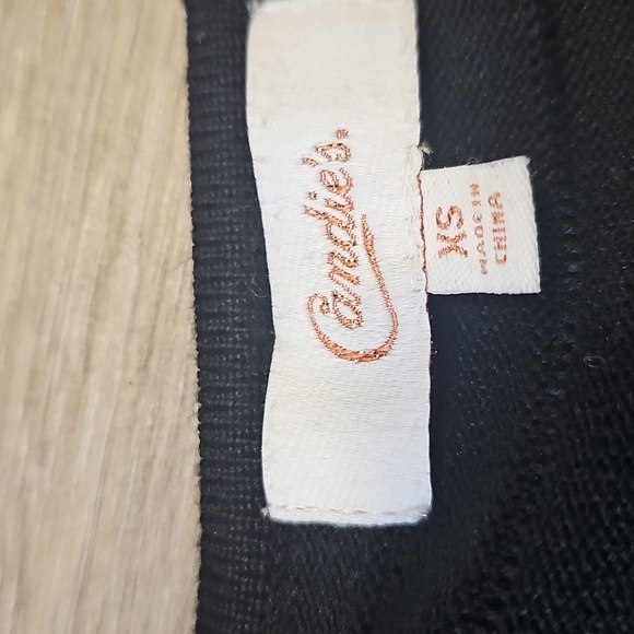 Candie's Black & White Patterned A-Line Skirt, Scoop Neck, Lace-Up Front, Size 2 - Picture 13 of 16